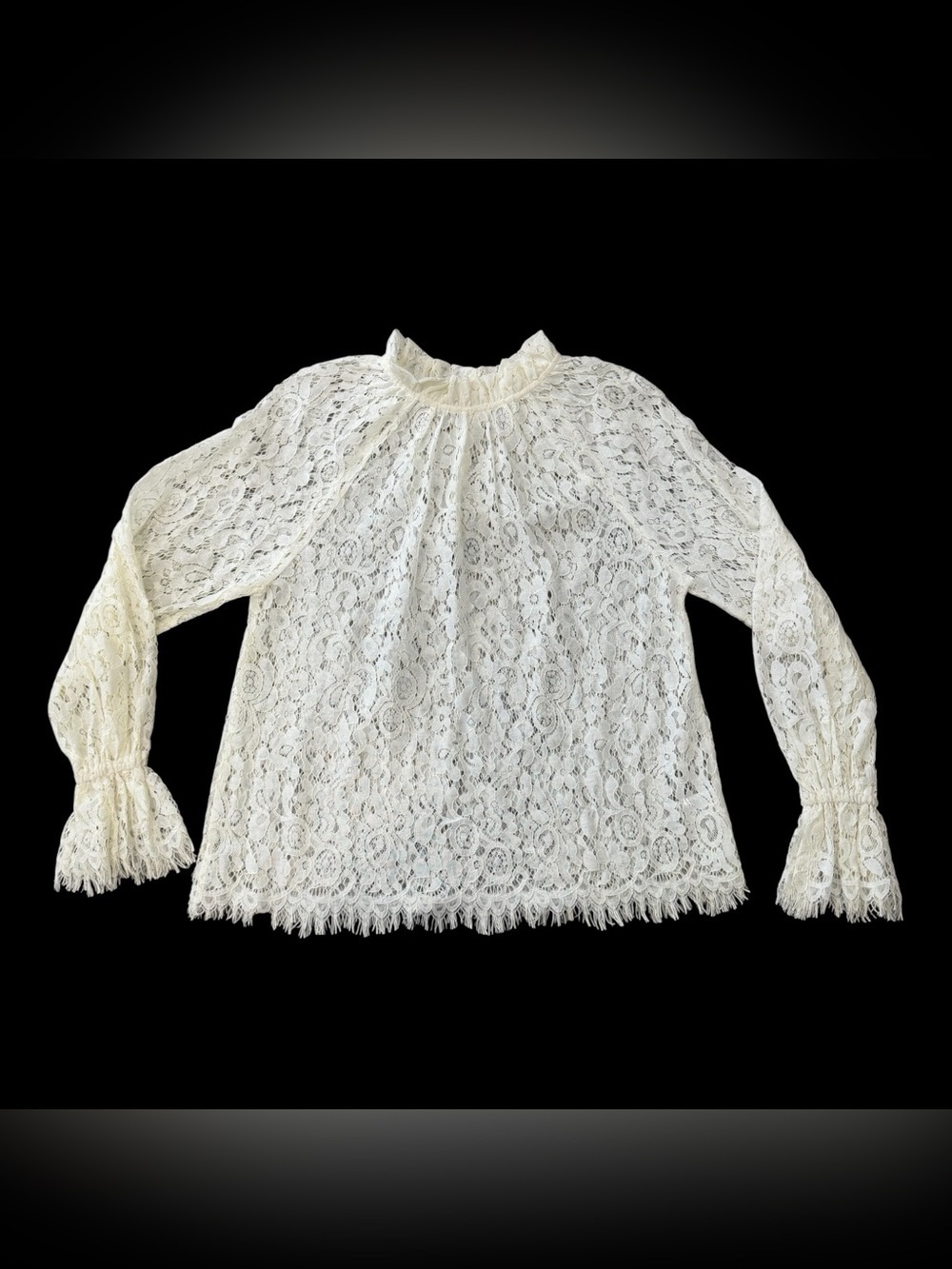Women’s White Lace Long Sleeve Blouse Shirt Top - size Small